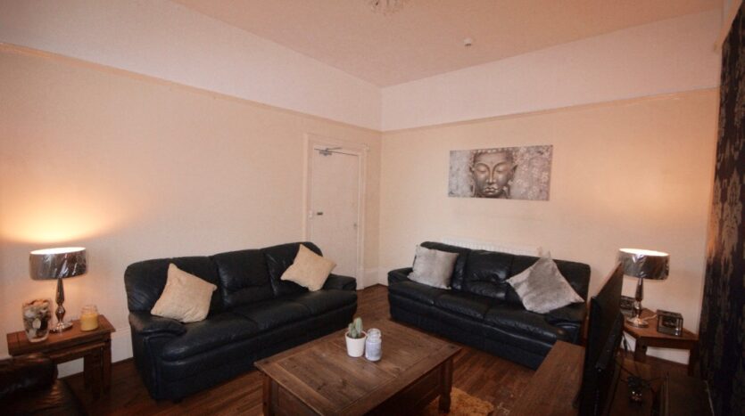 7 Bed Semi-Detached House, Hartington Road, L8