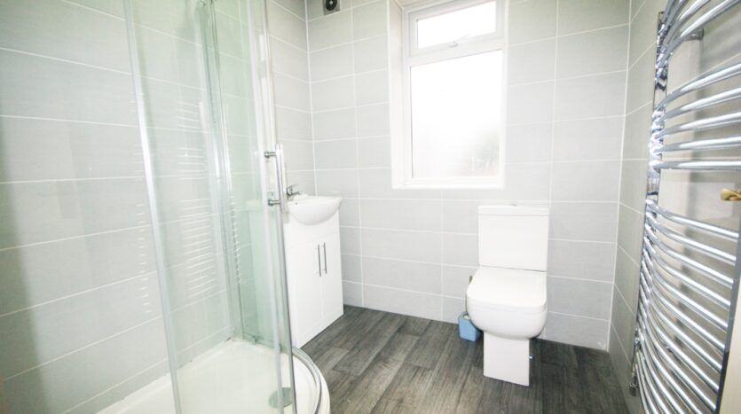 7 Bed Semi-Detached House, Hartington Road, L8